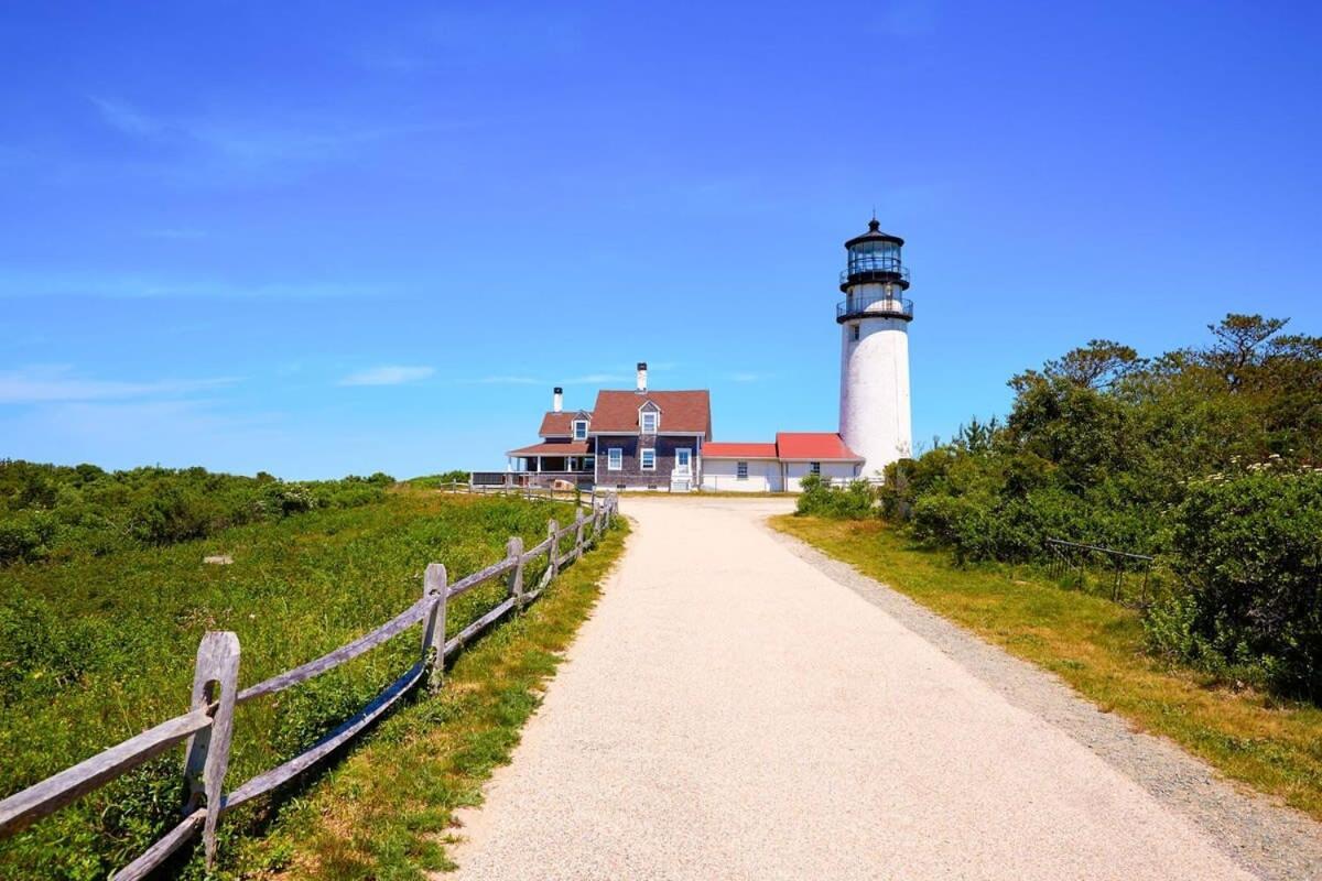12216 - Beautiful Views Of Cape Cod Bay Access To Private Beach Easy Access To P-Town Truro Luaran gambar